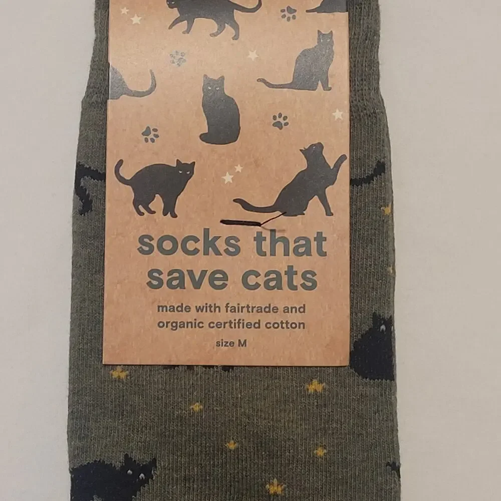 Conscious Step Socks That Save Cats Olive Green Medium NWT Mens 8-13 Women 9-14